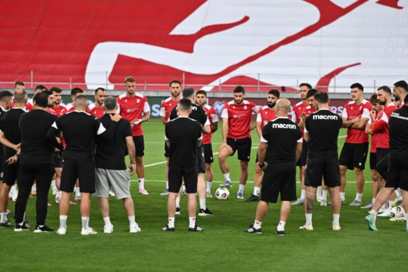 ვილი სანიოლმა ესპანეთისა და თურქეთის წინააღმდეგ მატჩებისთვის ეროვნული ნაკრების შემადგენლობა დაასახელა