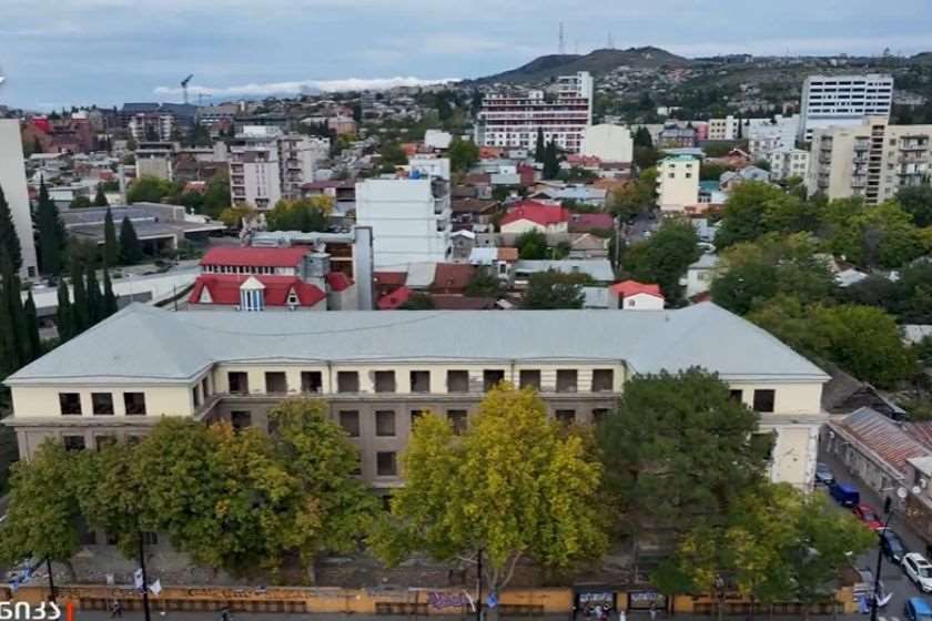 თბილისის N89 სკოლა მოსწავლეებისთვის უსაფრთხო, თანამედროვე შენობით ჩანაცვლდება