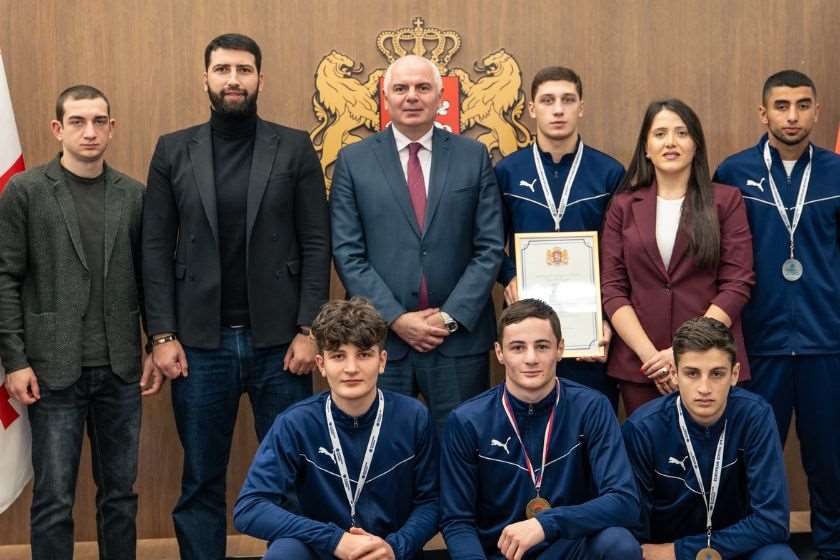 სპორტის მინისტრმა ახალგაზრდა მოკრივეთა ნაკრებს ევროპის ჩემპიონატზე მიღწეული წარმატება მიულოცა