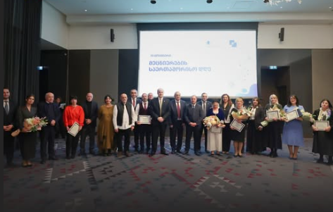 განათლების სამინისტრომ, ღვაწლმოსილი და ახალგაზრდა მეცნიერები გამორჩეული სამეცნიერო და პედაგოგიური მოღვაწეობისათვის დააჯილდოვა