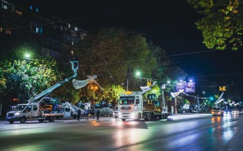 საახალწლო განათებების მონტაჟის გამო კოსტავას ქუჩის ნაწილზე საავტომობილო მოძრაობა დროებით შეიზღუდება