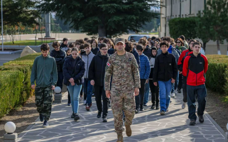 ვაზიანის მე-4 ქვეით ბრიგადაში „ერთი დღე ჯარში“ გაიმართა