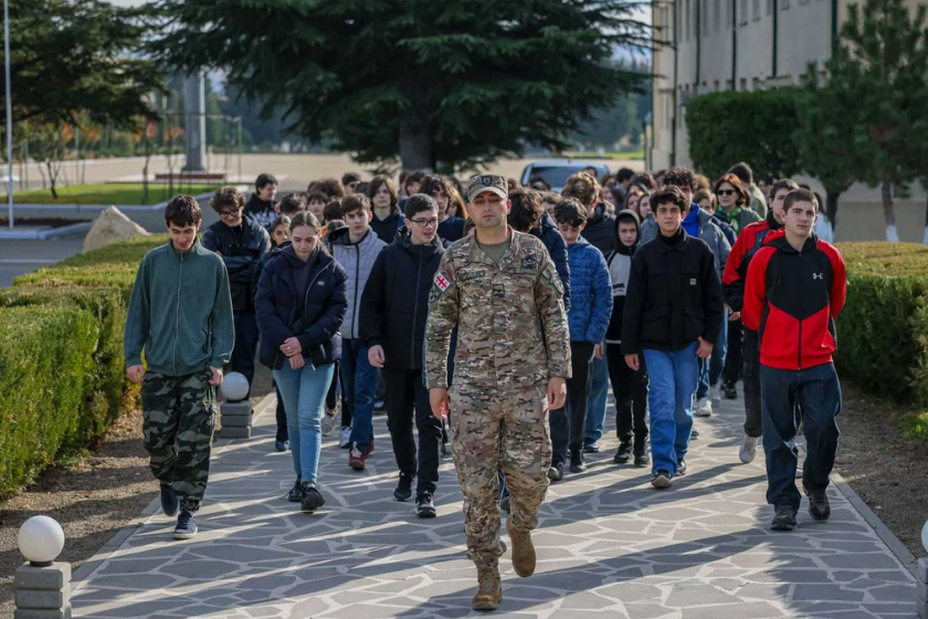 ვაზიანის მე-4 ქვეით ბრიგადაში „ერთი დღე ჯარში“ გაიმართა