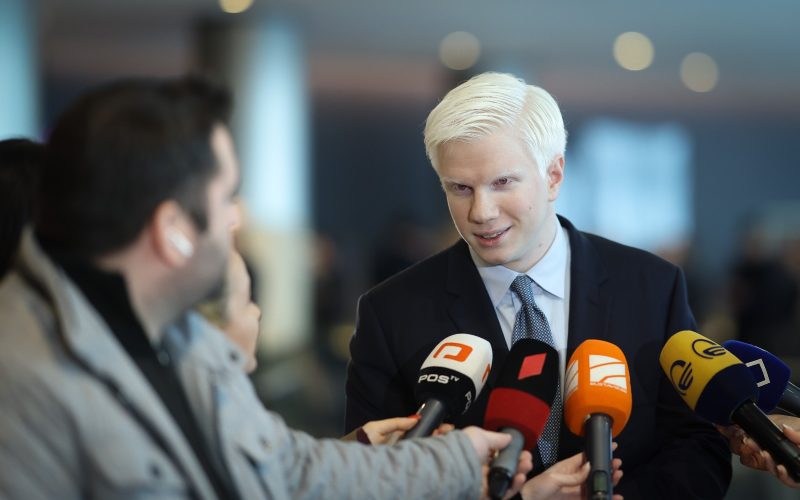 ცოტნე ივანიშვილი- ძალიან გამიხარდებოდა, რომ ჩემი თაობის წარმომადგენლებს შორის მეტი დიალოგი არსებობდეს, რადგან ჯანსაღ…
