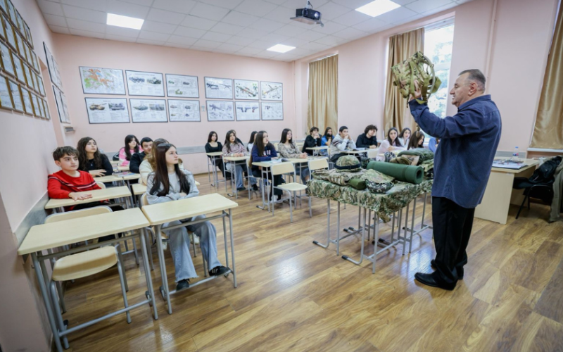 საპილოტე პროექტი – „სამხედრო საქმე“ ქვეყნის მასშტაბით საჯარო სკოლებში აქტიურად მიმდინარეობს