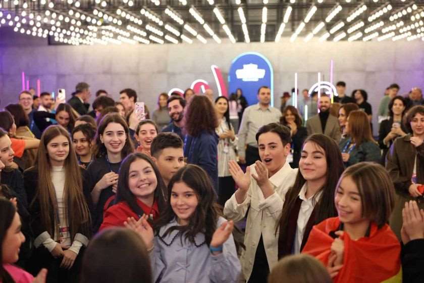 კულტურის მინისტრი თინათინ რუხაძე საბავშვო ევროვიზია 2025-ის ფარგლებში გამართულ მიღებას მოადგილესთან, გიორგი მირცხულავასთან…