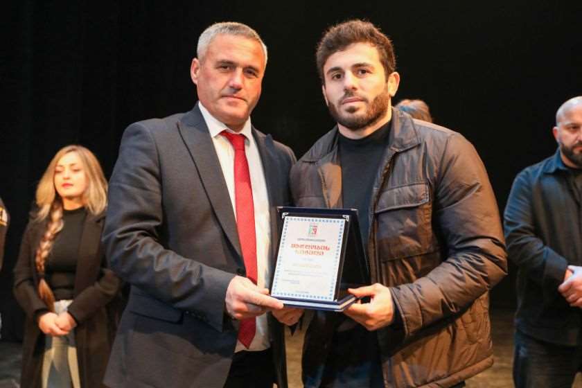 ხულოს მუნიციპალიტეტის მერიის ორგანიზებით 2025 წლის საუკეთესო სპორტსმენების დაჯილდოების ცერემონია გაიმართა