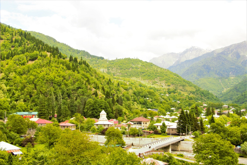 დაცული ტერიტორიების სააგენტო დაახლოებით 20 000 ჰექტარ ფართობზე ლენტეხის ეროვნული პარკის შექმნას გეგმავს