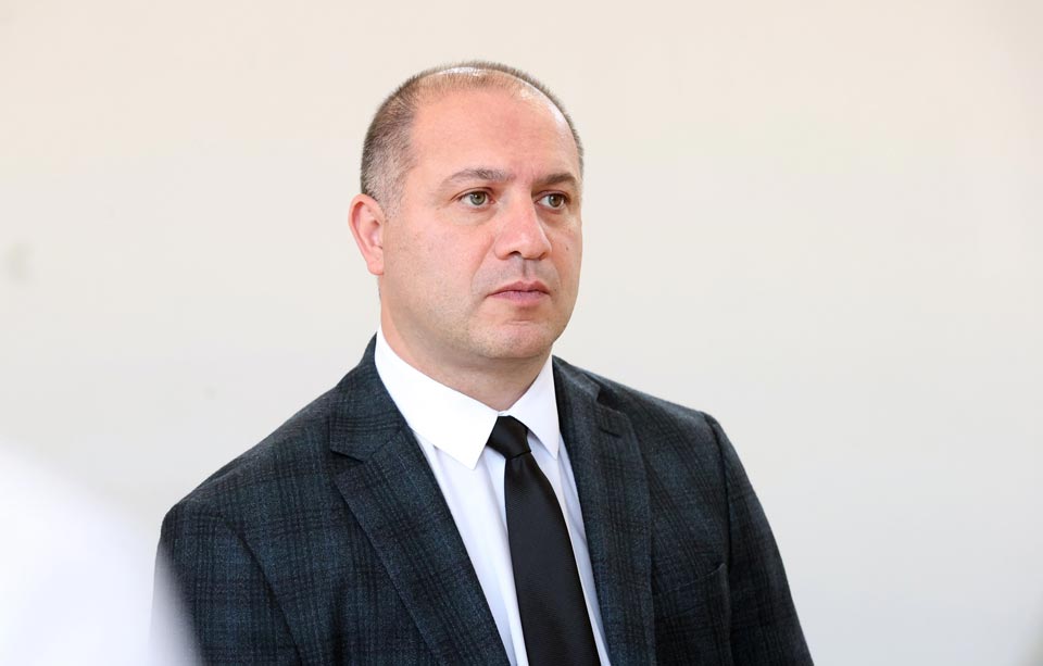 გივი მიქანაძე უნივერსიტეტების გაერთიანებაზე: მივიღეთ არსებული ადგილების შენარჩუნების გადაწყვეტილება და არ ვამცირებთ…