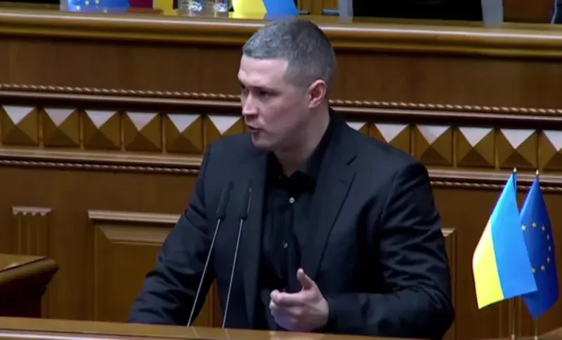 უკრაინის თავდაცვის ახალი მინისტრის განცხადებით, 2 მილიონი უკრაინელი ძებნაშია, 200 ათასმა კი სამხედრო ნაწილი თვითნებურად…