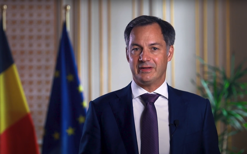 პრემიერი ამბობს, რომ აპირებს, ოთხშაბათს ტრამპს შეხვდეს, ბელგიის მონარქ ფილიპესთან ერთად და აცხადებს, რომ ამ შეხვედრას სულ…