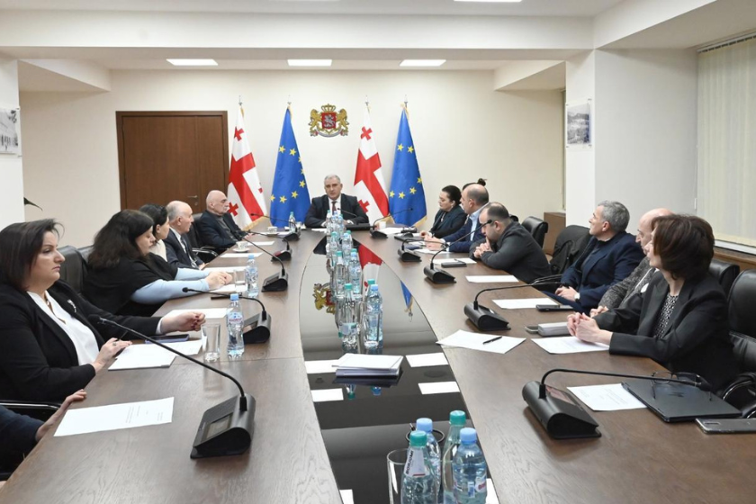 ჯანდაცვის სამინისტრო: ფსიქოტროპული მედიკამენტების გაცემის პრაქტიკის შესწავლით გამოვლენილი ფაქტები სცილდება სამართლებრივ…