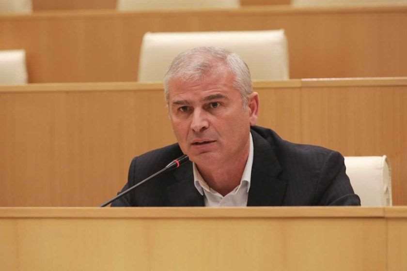 ირაკლი ქადაგიშვილი – პრეზიდენტს არაფერი გაუჭიანურებია, გამოიცა შეწყალების აქტი და დღეს დილიდან მოხდება შეწყალებულ პირთა…