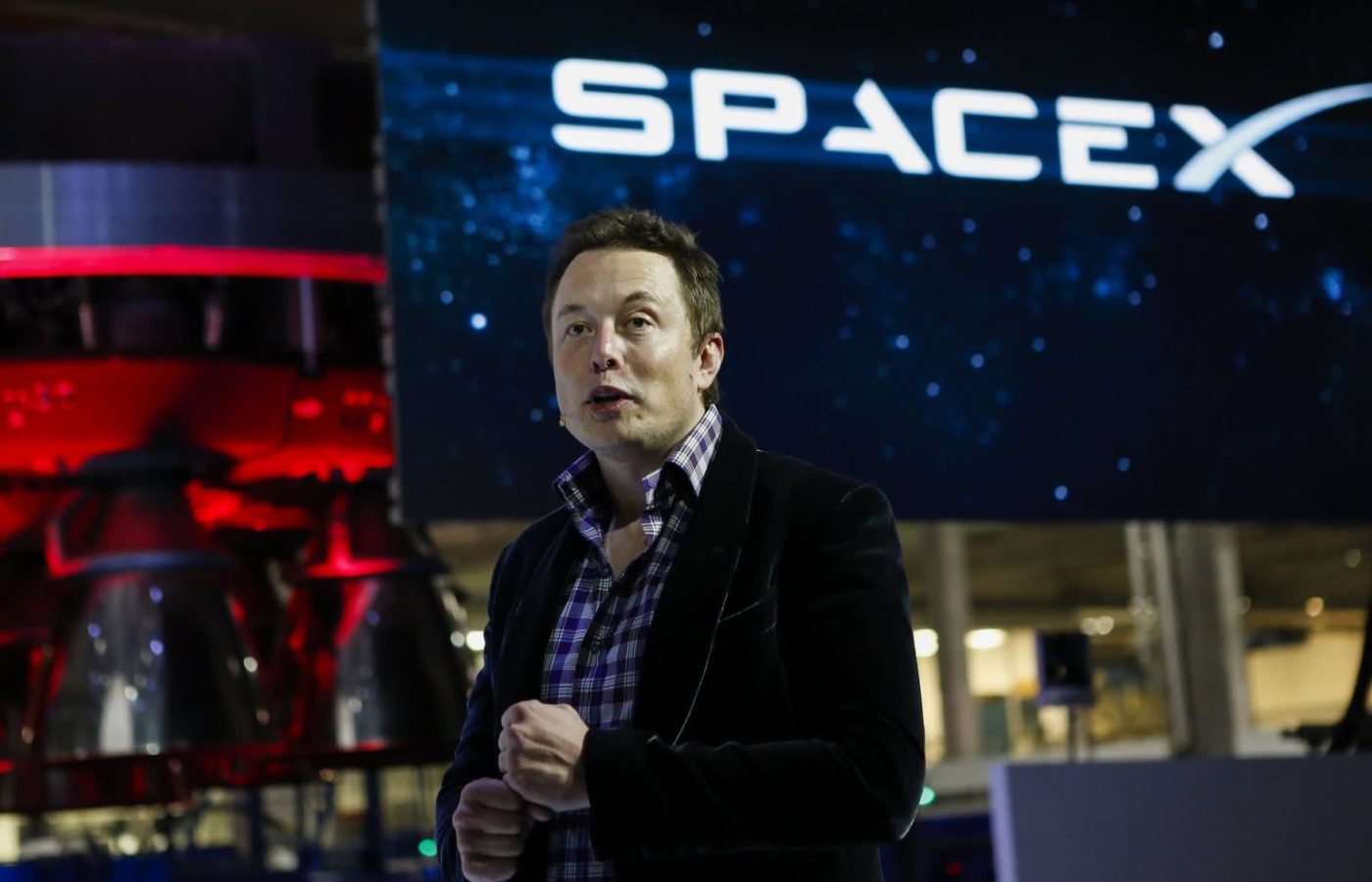 ილონ მასკის განცხადებით, SpaceX-ის პრიორიტეტი მთვარეზე თვითმყოფადი ქალაქის მშენებლობა ხდება