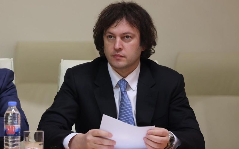 პრემიერი: 2007 და 2020 წლებისგანგანსხვავებით, ამშემთხვევაში, მედიისთავისუფლებისხელმყოფისადადებატებისჩამშლელისროლიუშუალოდბრიტ…