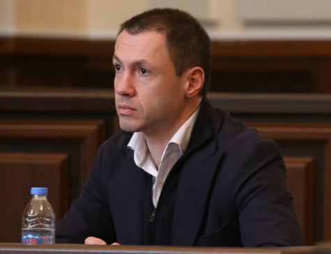 ჯინ შაჰინი, პეტერ ფიშერი, რობერტ ამსტერდამი – როგორ ასაღებდნენ უცხოელი აქტორები ბაჩიაშვილს პოლიტიკურ პატიმრად, რომელმაც…