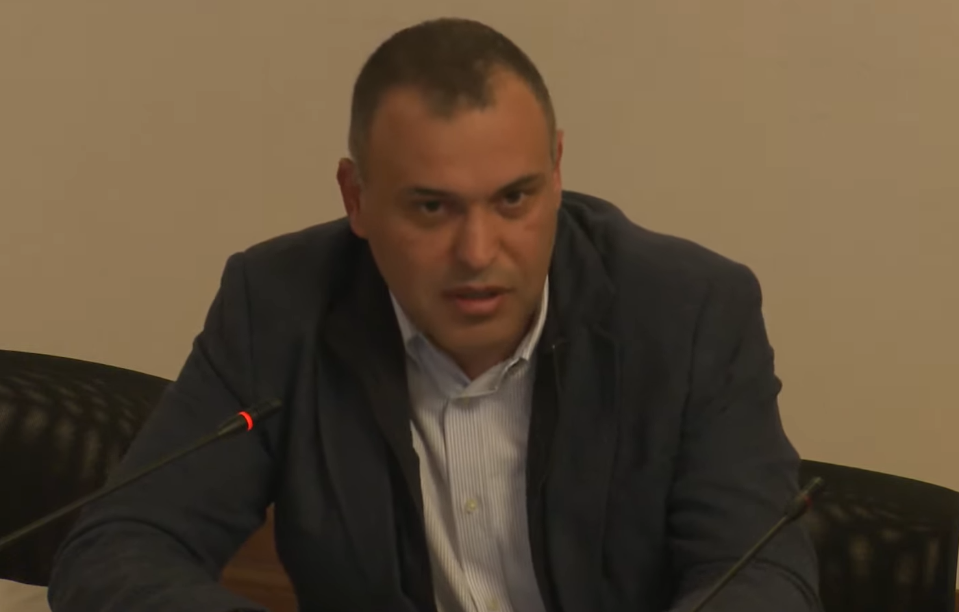 სადისტრიბუციო კომპანია „დაფნას“ წარმომადგენელი ლევან პაპიაშვილი: სადისტრიბუციო კომპანიებს სახელშეკრულებო პირობები…