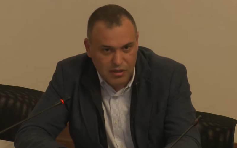 სადისტრიბუციო კომპანია „დაფნას“ წარმომადგენელი ლევან პაპიაშვილი: სადისტრიბუციო კომპანიებს სახელშეკრულებო პირობები…
