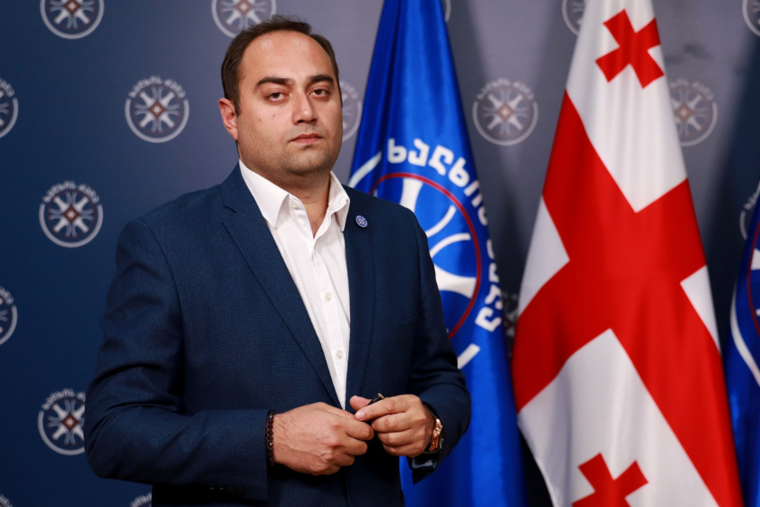 ზურაბ ქადაგიძე: რადიკალური ოპოზიცია არაკეთილსინდისიერი ბიზნესმენების ლობისტები არიან. პირდაპირი და ირიბი კავშირები აქვთ…