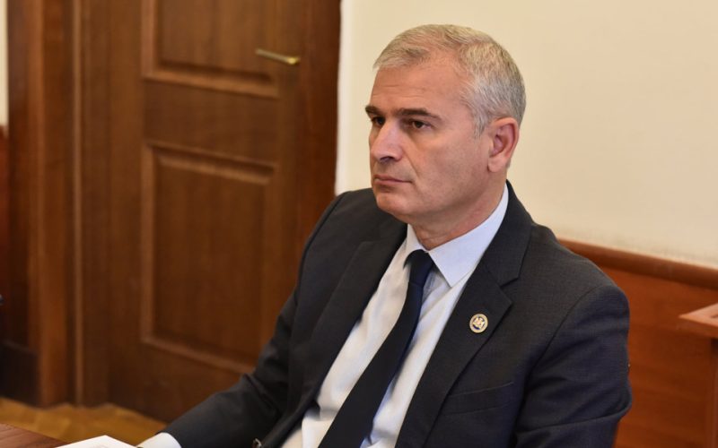 ირაკლი ქადაგიშვილი – ნიკა გვარამიას მსგავსი ადამიანები ქართველი ხალხის თავისუფალი არჩევანის შემთხვევაში ხელისუფლებაში ვერ…