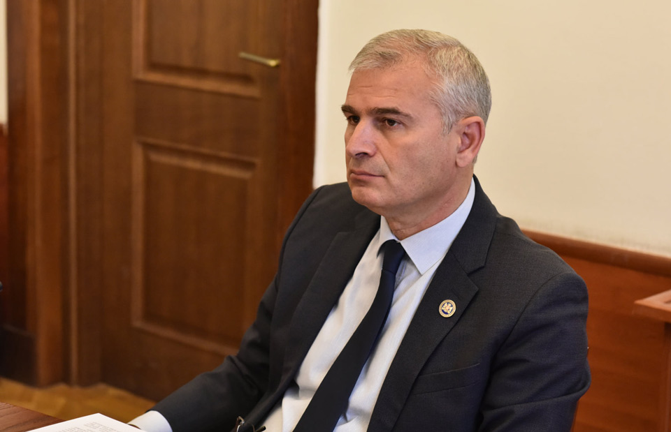 ირაკლი ქადაგიშვილი – ნიკა გვარამიას მსგავსი ადამიანები ქართველი ხალხის თავისუფალი არჩევანის შემთხვევაში ხელისუფლებაში ვერ…
