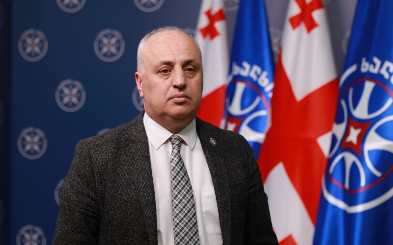 დიმიტრი ხუნდაძე “ჯი-ემ ფარმას” წარმომადგენელს: ჯენერიკ მედიკამენტის ზოგადი პრინციპია ფასთან კონკურენციის გამო, იყოს…