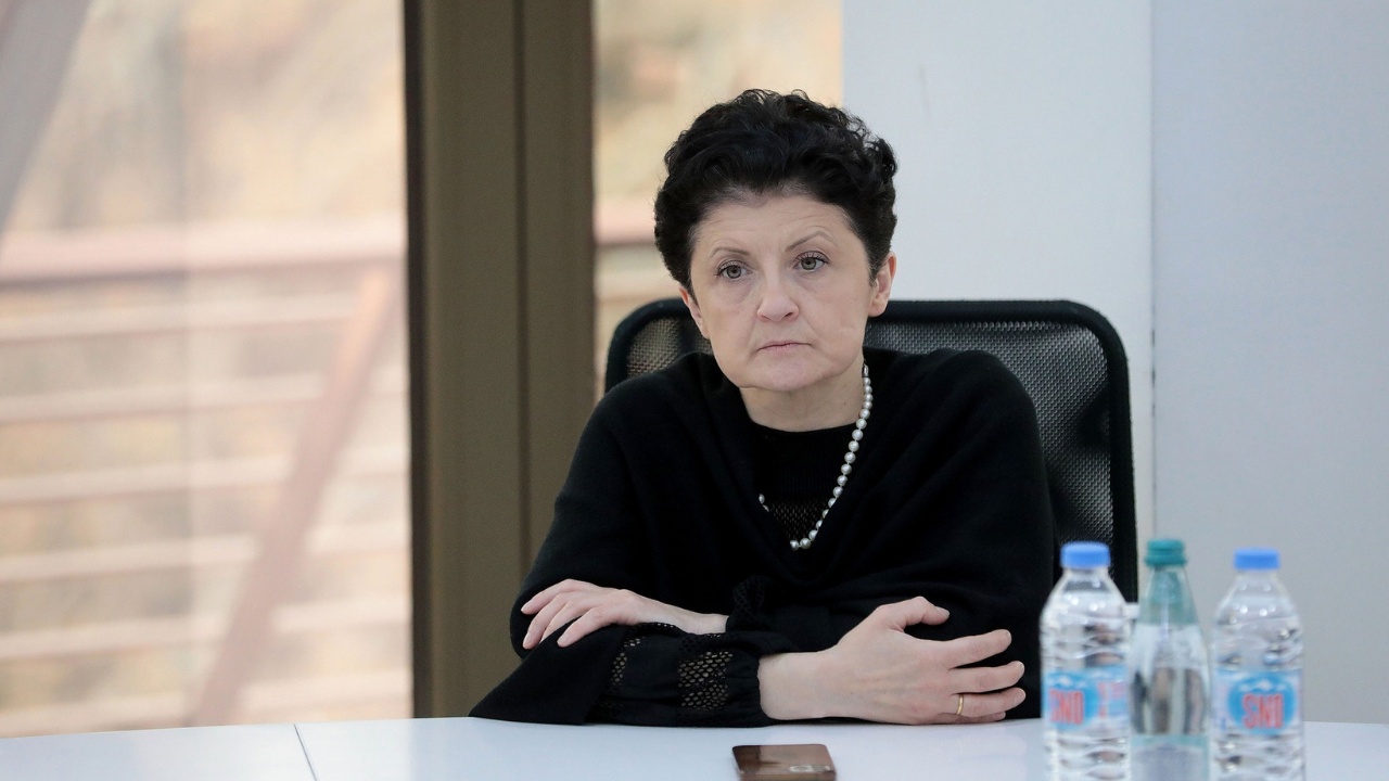 თეა წულუკიანი: ისღა დაგვრჩენია, ერის მამის წასვლის შედეგად თითოეულ ქართველზე დაკისრებულ მძიმე პასუხისმგებლობებს თვალი…