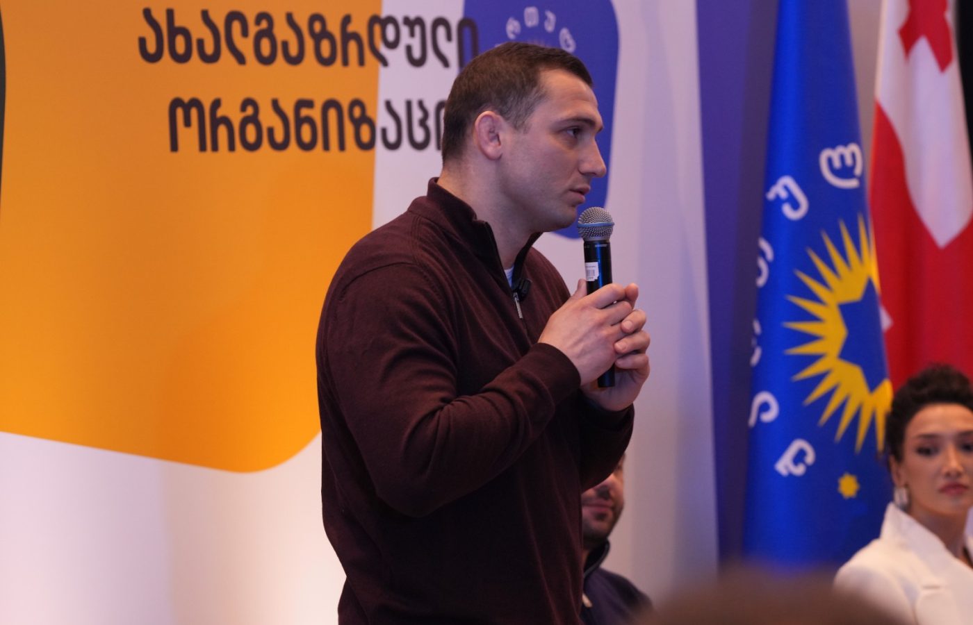 ვარლამ ლიპარტელიანი: ჩვენი გუნდის გაცხადებული პოლიტიკაა, რაც შეიძლება, მეტი საუბარი ახალგაზრდებთან – ყველამ კარგად ვიცით…
