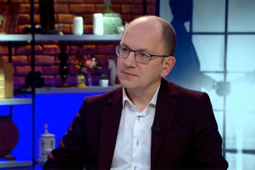 გია აბაშიძე: “მეამას” ვითომ მედასავლეთე დირექტორმა ლაშა შარიქაძემ “პოსტივისა” და “იმედს” ბოიკოტი გამოუცხადა; ამ ტელეარხების…