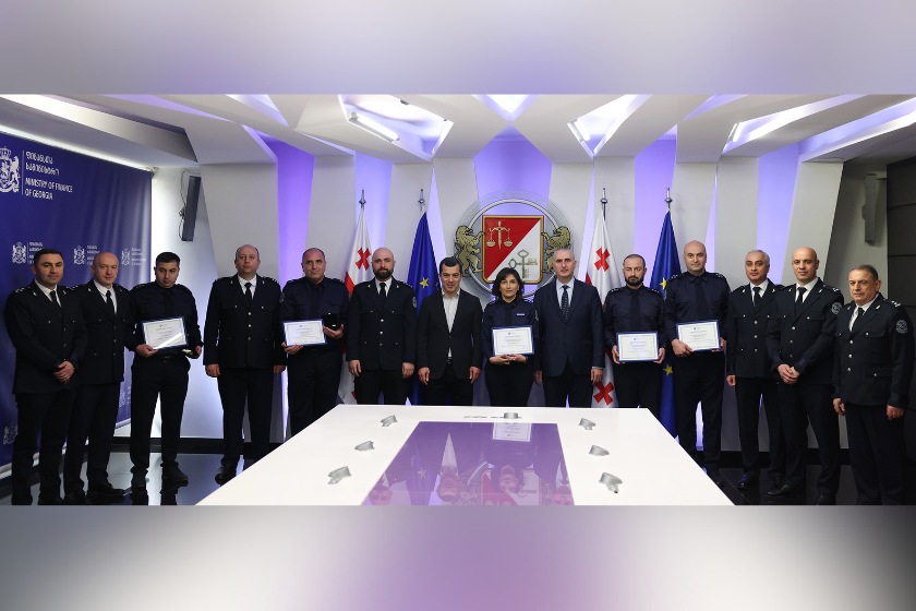 უწყებათაშორისი დანაყოფის წევრი საბაჟო დეპარტამენტის თანამშრომლების დაჯილდოების ცერემონია გაიმართა
