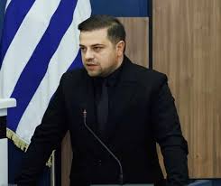 ცოტნე ანანიძე: პრემიერის მონაწილეობით გუშინდელი დებატები, გამოცდილი პედაგოგისა და ურჩი, მოუმზადებელი მოსწავლეების გაკვეთილს…