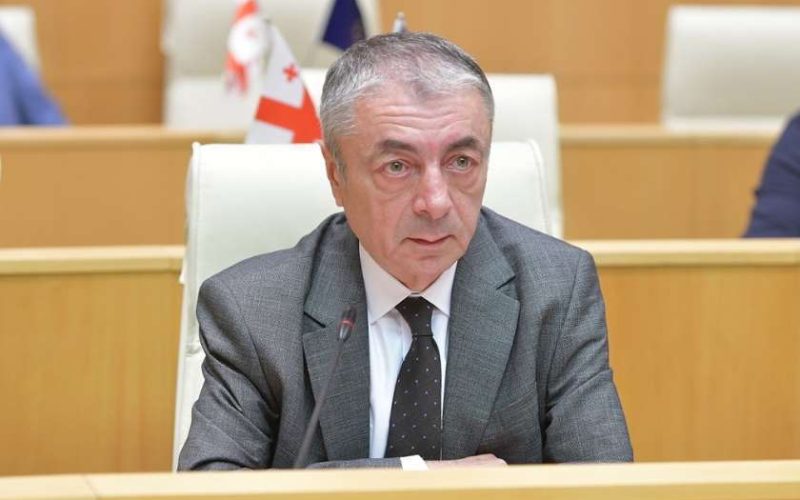 თენგიზ შარმანაშვილი დავით დარჩიაშვილის განცხადებაზე: არ არსებობს არა გლობალური ქსელი ? გინდა დიფ სთეითი დაარქვი, გინდა…