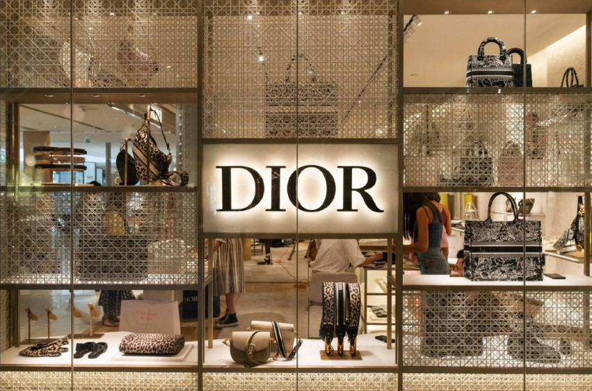მედია: Dior-მა რუსეთში ორი სავაჭრო ნიშანი დაარეგისტრირა