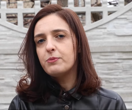 აქტივისტი თეონა ფანქველაშვილი ჩერგოლეიშილს: ხალხი ვერ შეკრიბე, კითხვას ვერ პასუხობ, და ამ ფონზე გაქვს ამბიცია, დაამარცხო…
