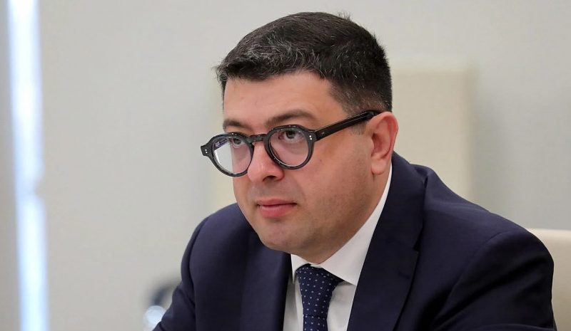 დიმიტრი სამხარაძე: “ტყუილს მოკლე ფეხები აქვს”, “ნაცურ” მედიაზე არის ზედგამოჭრილი, ისეთ უტოპიაში გადადიან, მთელი ერის…