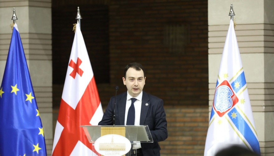 გიორგი ჩაკვეტაძე პრემიერის ღია წერილზე: თანამედროვე ქართული სახელმწიფო იბრუნებს თავის ისტორიულ ფუნქციას – ერთი მხრივ…