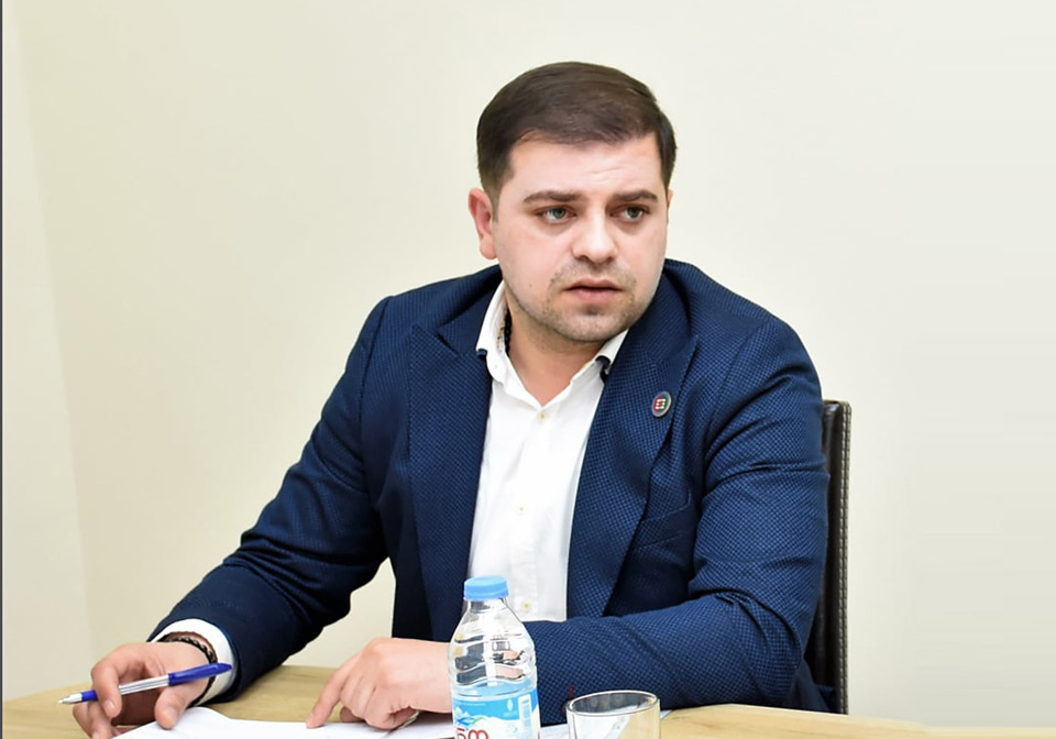 ცოტნე ანანიძე გვარამიას მიერ გამოქვეყნებული კვლევის შედეგზე: ან ვირტუალურ სამყაროში არიან, ან განზრახ ქმნიან – იქნებ…