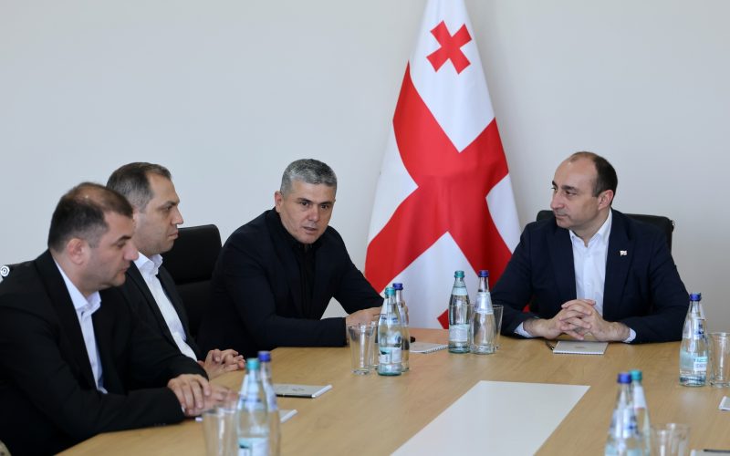 სახელმწიფო უსაფრთხოების სამსახურის უფროსმა გეკა გელაძემ სპეციალური ოპერაციების დეპარტამენტის პირად შემადგენლობას ახალი…