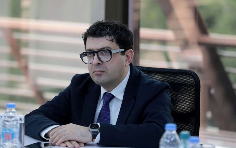 დიმიტრი სამხარაძე: ირაკლი კობახიძე იყო პარლამენტის თავმჯდომარე. მან აიღო საკუთარ თავზე პასუხისმგებლობა, გუნდი დაიცვა და…