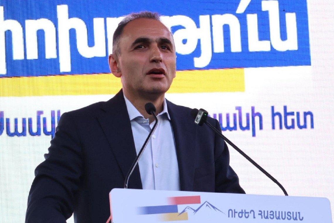 სომხური მედია: სომხეთში დააკავეს ოპოზიციის წარმომადგენელი ავეტიკ ჩალაბიანი, რომელსაც ბრალად უცხოელების დახმარებით ოპოზიციის…