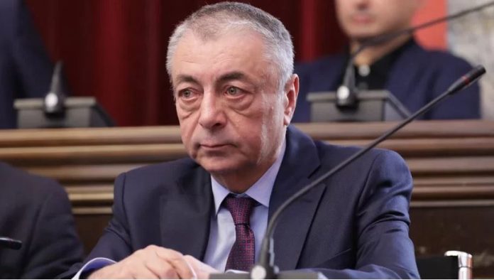 შარმანაშვილი გირჩი ჯაფარიძეს: მე ვამაყობ, რომ ვარ შალვა პაპუაშვილის თანამებრძოლი და თანამოაზრე ეროვნული ინტერესების დაცვის…