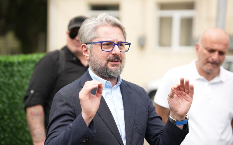 ნიკა გვარამიამ აგვისტოს ომის შემდეგ „ნაციონალური მოძრაობის“ რუსეთთან ლოიალური პოლიტიკის გამართლება სცადა, თუმცა კრიტიკის…