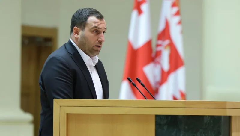 ირაკლი კირცხალია – ძალიან ამაზრზენ სანახაობად გადაიქცა ქალბატონების ეს ჭიდილი, ბრწყინვალე ნანას და თინას ჭიდილი, მიშას…