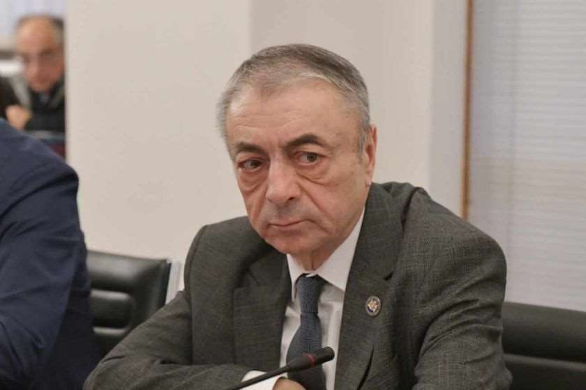 თენგიზ შარმანაშვილი შეწყალების შესახებ გიორგი ჩიკვაიძის განცხადებაზე: რაც არ გინდათ, არავინ დაგაძალებთ. ისე ნუ დახატავთ…