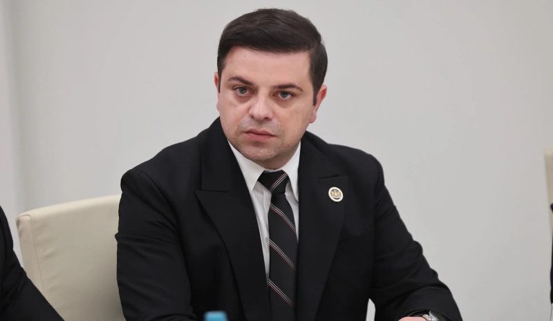„სააკაშვილი მკაცრად გავაფრთხილეთ, არ აჰყოლოდა რუსულ პროვოკაციებს“ – ცოტნე ანანიძე აგვისტოს ომზე კონდოლიზა რაისის, მეთიუ…