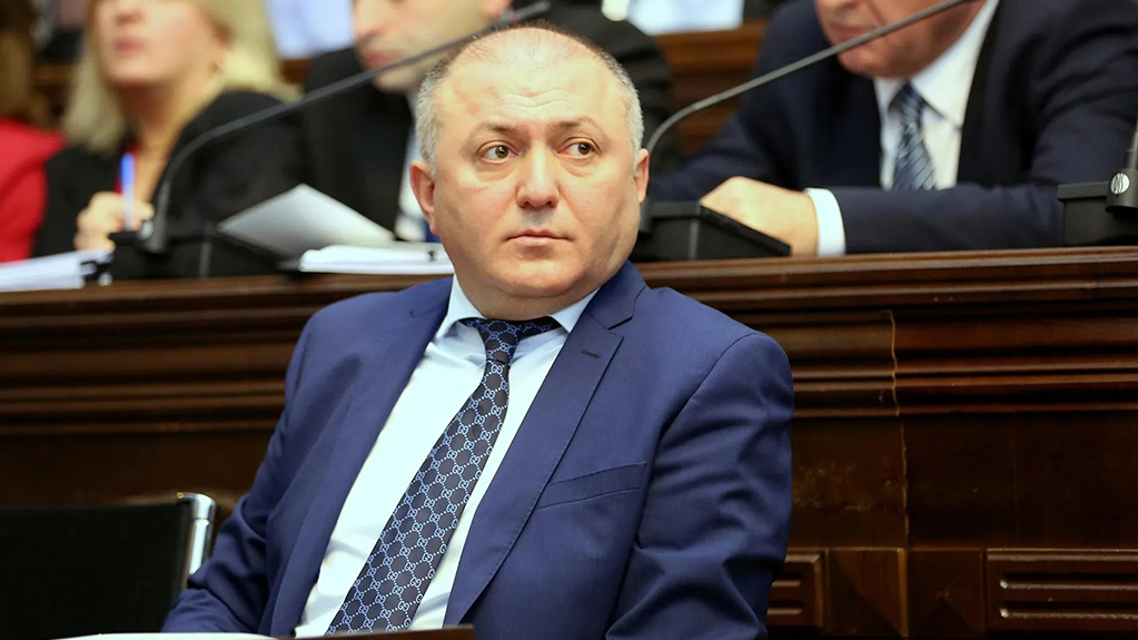 სახელმწიფო უსაფრთხოების სამსახურის ყოფილ უფროსს, გრიგოლ ლილუაშვილს სასამართლომ 13-წლიანი პატიმრობა მიუსაჯა